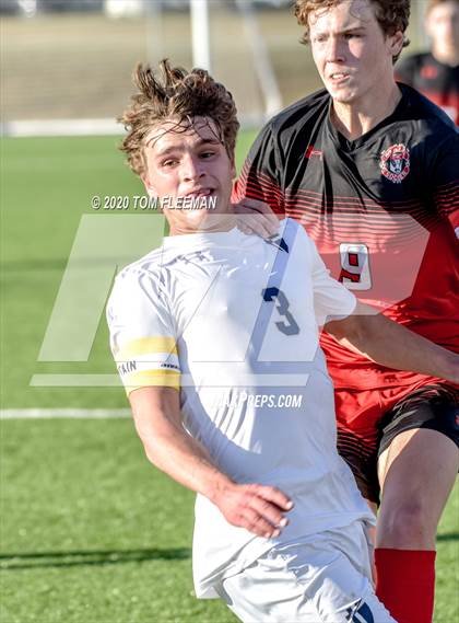 Thumbnail 2 in Maize vs Aquinas (KSHSAA 5A Final) photogallery.