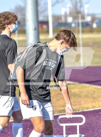 Thumbnail 2 in Maize vs Aquinas (KSHSAA 5A Final) photogallery.