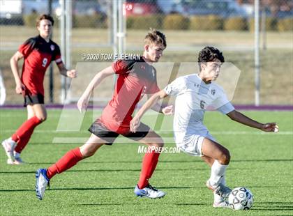 Thumbnail 2 in Maize vs Aquinas (KSHSAA 5A Final) photogallery.