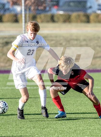 Thumbnail 2 in Maize vs Aquinas (KSHSAA 5A Final) photogallery.