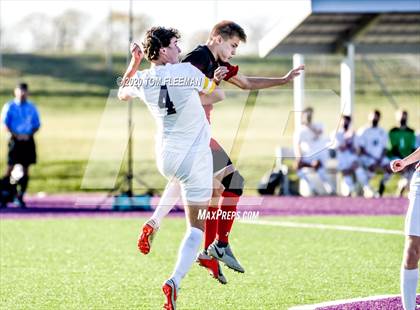 Thumbnail 3 in Maize vs Aquinas (KSHSAA 5A Final) photogallery.