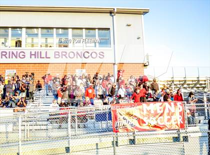 Thumbnail 2 in Maize vs Aquinas (KSHSAA 5A Final) photogallery.