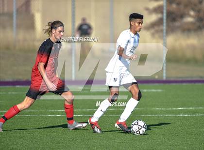 Thumbnail 3 in Maize vs Aquinas (KSHSAA 5A Final) photogallery.