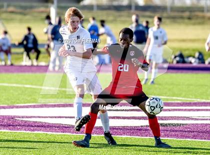 Thumbnail 3 in Maize vs Aquinas (KSHSAA 5A Final) photogallery.