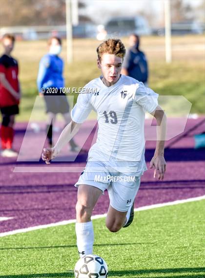 Thumbnail 1 in Maize vs Aquinas (KSHSAA 5A Final) photogallery.