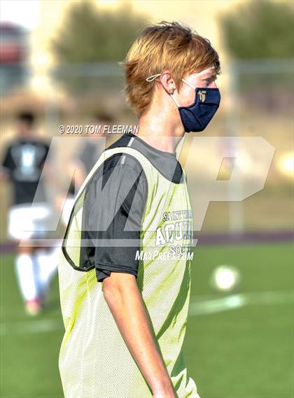 Thumbnail 2 in Maize vs Aquinas (KSHSAA 5A Final) photogallery.