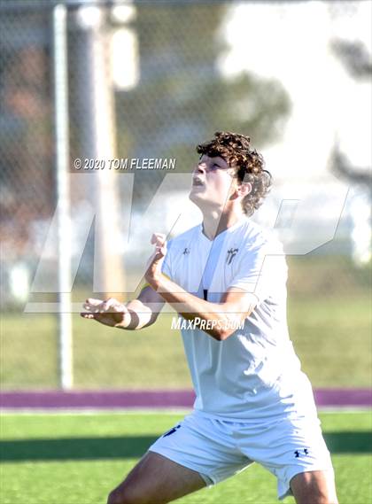 Thumbnail 2 in Maize vs Aquinas (KSHSAA 5A Final) photogallery.