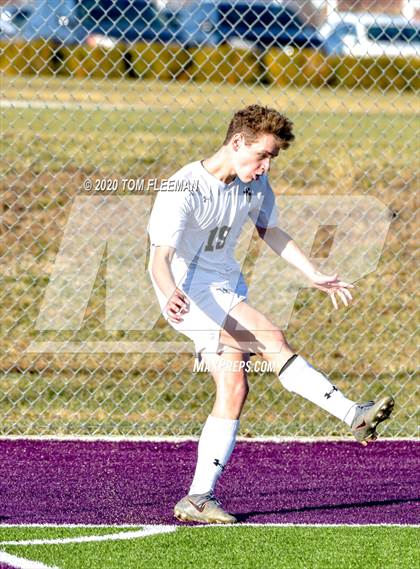 Thumbnail 3 in Maize vs Aquinas (KSHSAA 5A Final) photogallery.