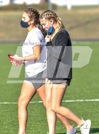 Thumbnail 2 in Maize vs Aquinas (KSHSAA 5A Final) photogallery.