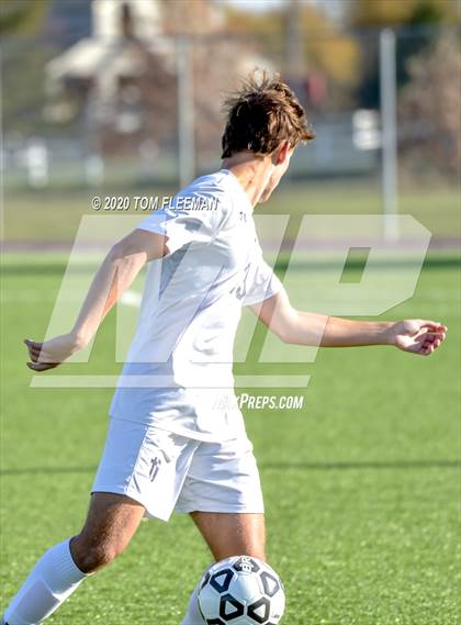 Thumbnail 3 in Maize vs Aquinas (KSHSAA 5A Final) photogallery.