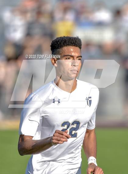 Thumbnail 2 in Maize vs Aquinas (KSHSAA 5A Final) photogallery.