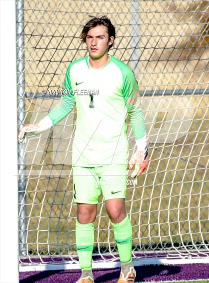 Thumbnail 3 in Maize vs Aquinas (KSHSAA 5A Final) photogallery.
