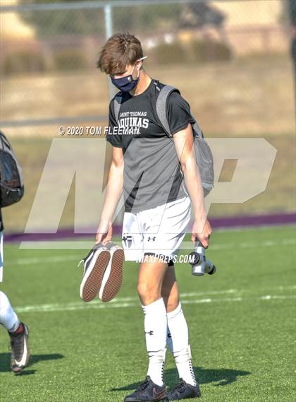 Thumbnail 1 in Maize vs Aquinas (KSHSAA 5A Final) photogallery.