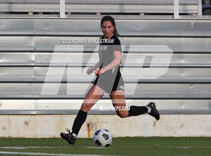 Thumbnail 3 in Wilson vs. Adams (UIL 5A Region II Bi-District Playoff) photogallery.