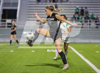 Thumbnail 3 in Wilson vs. Adams (UIL 5A Region II Bi-District Playoff) photogallery.