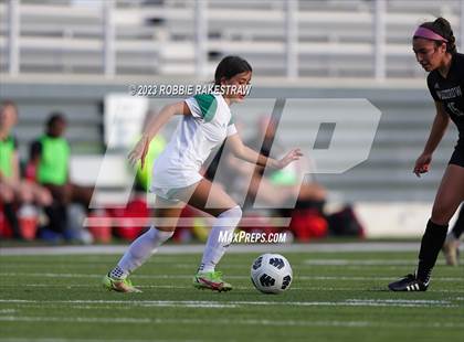Thumbnail 2 in Wilson vs. Adams (UIL 5A Region II Bi-District Playoff) photogallery.