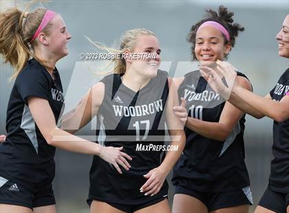 Thumbnail 2 in Wilson vs. Adams (UIL 5A Region II Bi-District Playoff) photogallery.