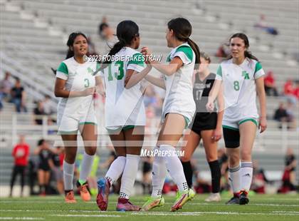 Thumbnail 2 in Wilson vs. Adams (UIL 5A Region II Bi-District Playoff) photogallery.