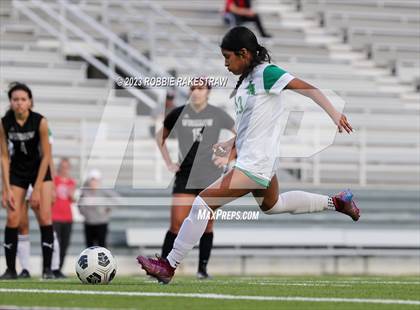 Thumbnail 3 in Wilson vs. Adams (UIL 5A Region II Bi-District Playoff) photogallery.
