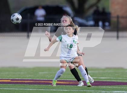 Thumbnail 2 in Wilson vs. Adams (UIL 5A Region II Bi-District Playoff) photogallery.