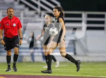 Thumbnail 2 in Wilson vs. Adams (UIL 5A Region II Bi-District Playoff) photogallery.
