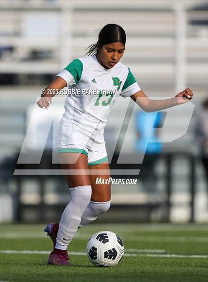 Thumbnail 1 in Wilson vs. Adams (UIL 5A Region II Bi-District Playoff) photogallery.