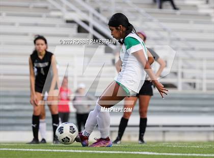 Thumbnail 1 in Wilson vs. Adams (UIL 5A Region II Bi-District Playoff) photogallery.