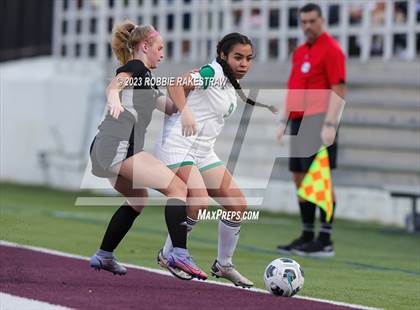 Thumbnail 1 in Wilson vs. Adams (UIL 5A Region II Bi-District Playoff) photogallery.