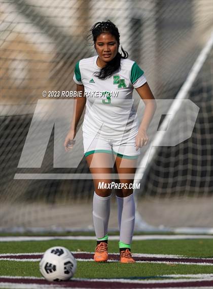Thumbnail 2 in Wilson vs. Adams (UIL 5A Region II Bi-District Playoff) photogallery.