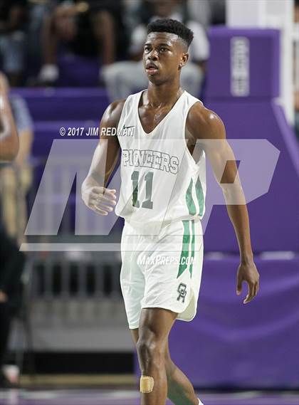 Thumbnail 1 in Hudson Catholic vs. Oak Ridge (City of Palms Classic) photogallery.