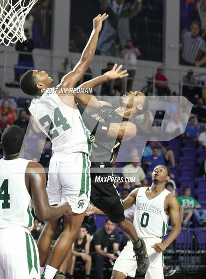 Thumbnail 2 in Hudson Catholic vs. Oak Ridge (City of Palms Classic) photogallery.