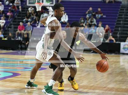 Thumbnail 3 in Hudson Catholic vs. Oak Ridge (City of Palms Classic) photogallery.