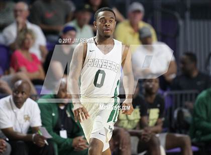 Thumbnail 2 in Hudson Catholic vs. Oak Ridge (City of Palms Classic) photogallery.