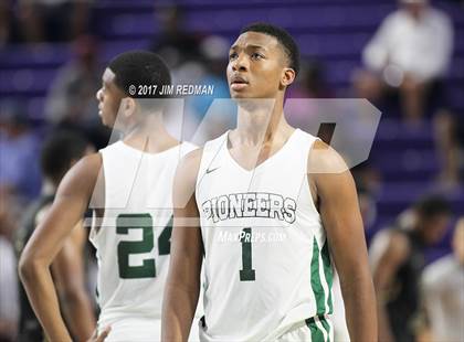 Thumbnail 3 in Hudson Catholic vs. Oak Ridge (City of Palms Classic) photogallery.