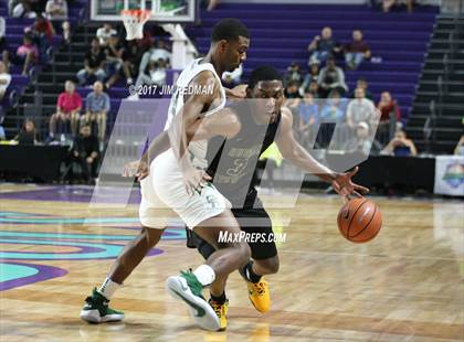 Thumbnail 2 in Hudson Catholic vs. Oak Ridge (City of Palms Classic) photogallery.