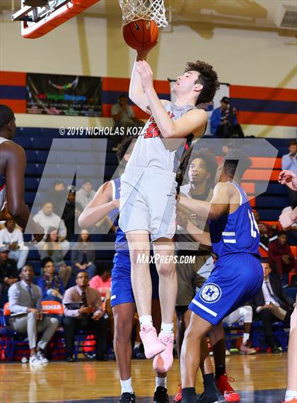 Thumbnail 3 in Hillcrest Prep vs. Findlay Prep (Tarkanian Classic) photogallery.