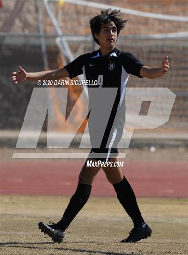 null - Photo 01