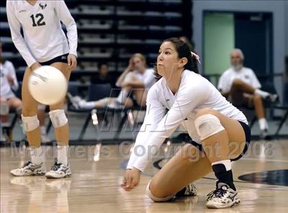 Thumbnail 2 in Homestead vs. La Costa Canyon (CIF State D1 Final) photogallery.