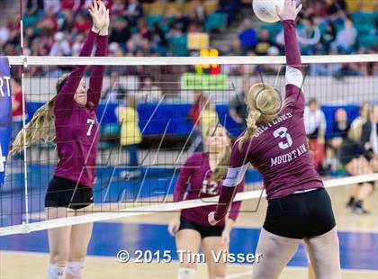Thumbnail 2 in Cheyenne Mountain vs. Silver Creek (CHSAA 4A Playoff) photogallery.