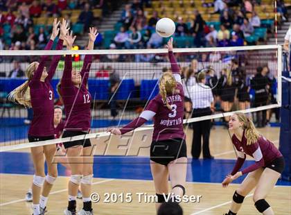 Thumbnail 3 in Cheyenne Mountain vs. Silver Creek (CHSAA 4A Playoff) photogallery.