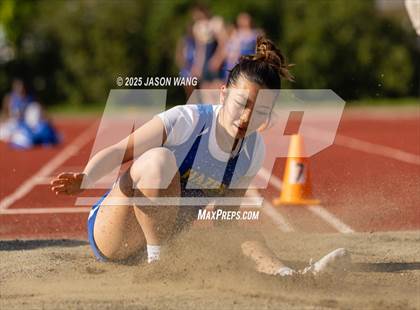 Thumbnail 1 in Bellevue @ Hazen (Long Jump) photogallery.