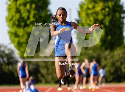 Thumbnail 3 in Bellevue @ Hazen (Long Jump) photogallery.
