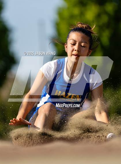 Thumbnail 2 in Bellevue @ Hazen (Long Jump) photogallery.