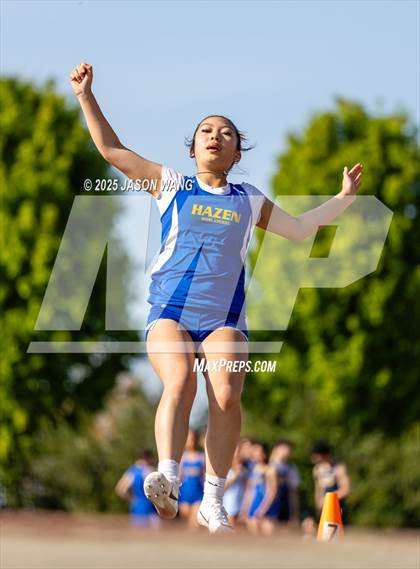 Thumbnail 3 in Bellevue @ Hazen (Long Jump) photogallery.