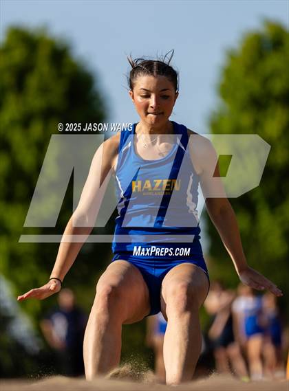 Thumbnail 2 in Bellevue @ Hazen (Long Jump) photogallery.