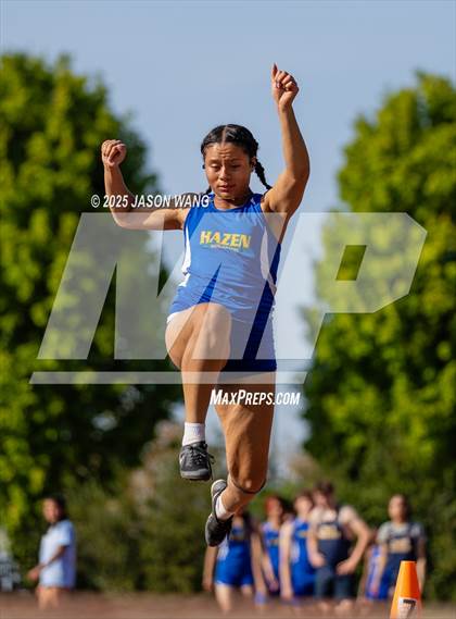 Thumbnail 2 in Bellevue @ Hazen (Long Jump) photogallery.