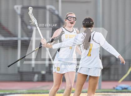Thumbnail 3 in Bishop O'Dowd vs. Alhambra (CIF NCS Division 2 Round One) photogallery.