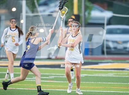Thumbnail 2 in Bishop O'Dowd vs. Alhambra (CIF NCS Division 2 Round One) photogallery.