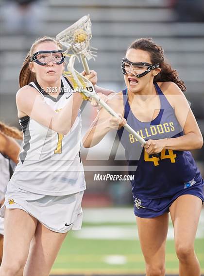 Thumbnail 1 in Bishop O'Dowd vs. Alhambra (CIF NCS Division 2 Round One) photogallery.