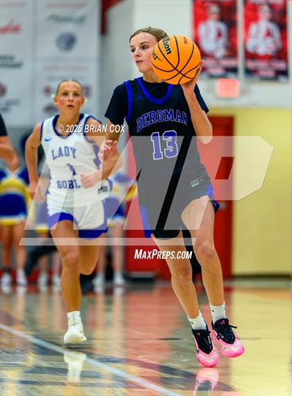 Thumbnail 2 in Harrison vs Bergman (Billy Ply Classic) photogallery.